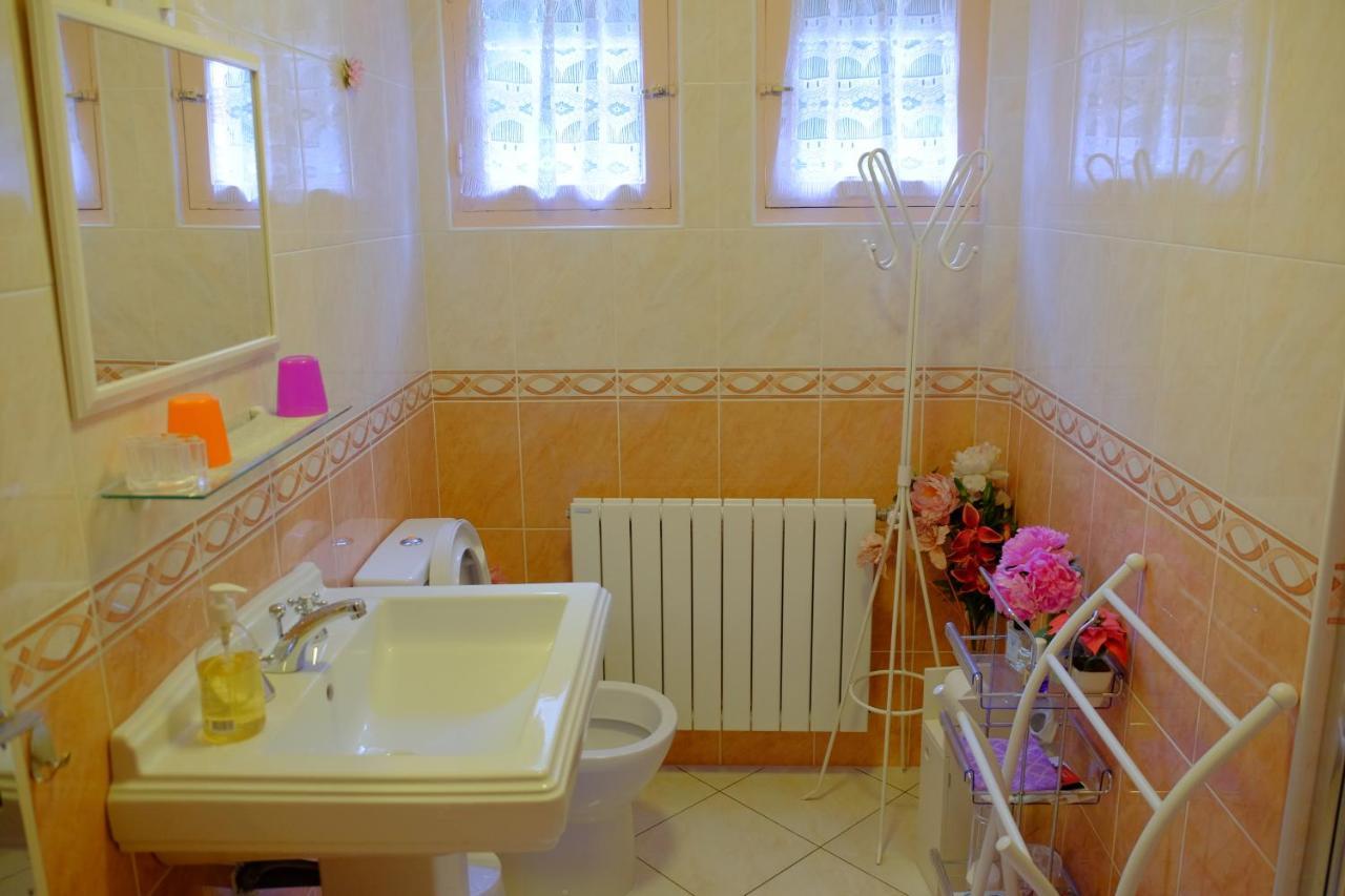 Le Cottage - Chambres D'Hotes Paris Saclay Bures-sur-Yvette Eksteriør billede